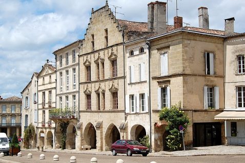 Photo de la Maison de l'Astronome à Bazas par Pline. (Ce fichier est sous licence Creative Commons Attribution-ShareAlike 3.0 Unported).