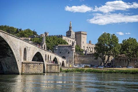 Pont d'Avignon, Image par Gilles Lagnel de Pixabay.