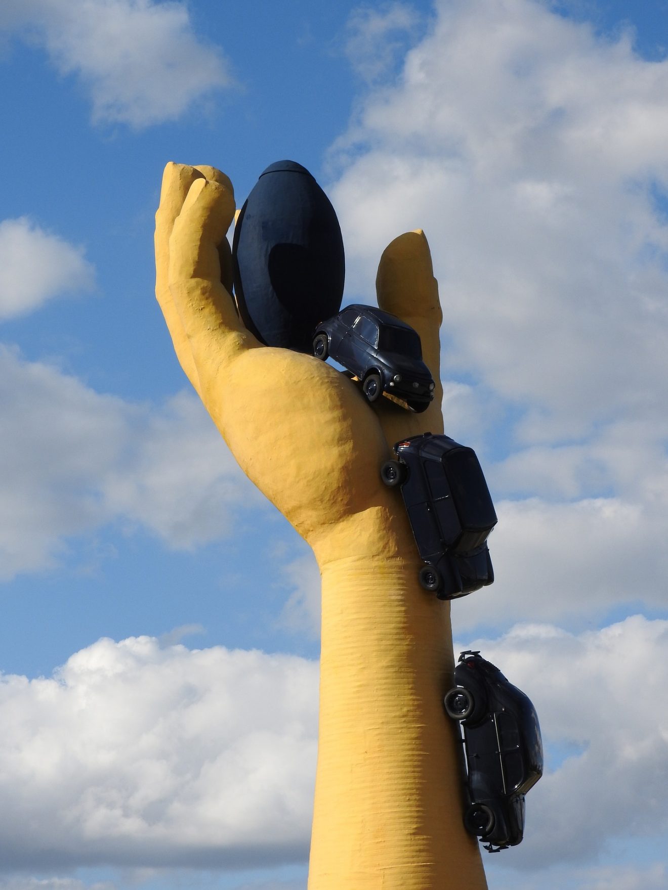 Rond Point de la Main Jaune Châtellerault par Eric Lagarde